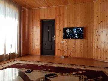 Фото Дома для отпуска Entire House г. Мартвили 2